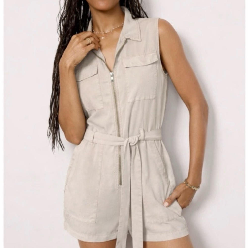 Cloth and Stone Evereve True Khaki Romper